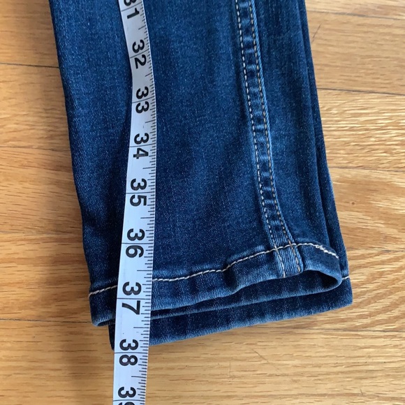 Levi’s Jeans - Picture 6 of 6